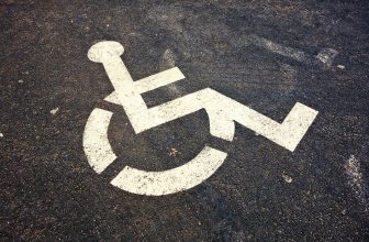 Deformationsfetischismus – Sehr gewöhnungsbedürftig